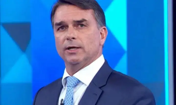 Argentina confirma entrada de Flávio na noite desta terça, 27