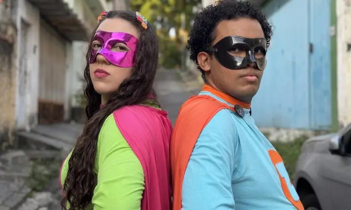 Beatriz Borgueti e ZÉZIIN conectam música e cultura geek em projeto interativo de “GAME OVER”