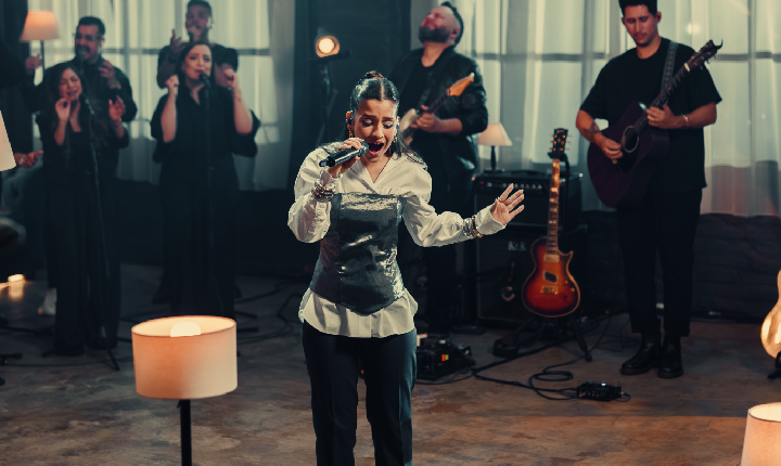 Conhecida por releituras com identidade própria, Lis Avancini apresenta sua versão de “Getsêmani”