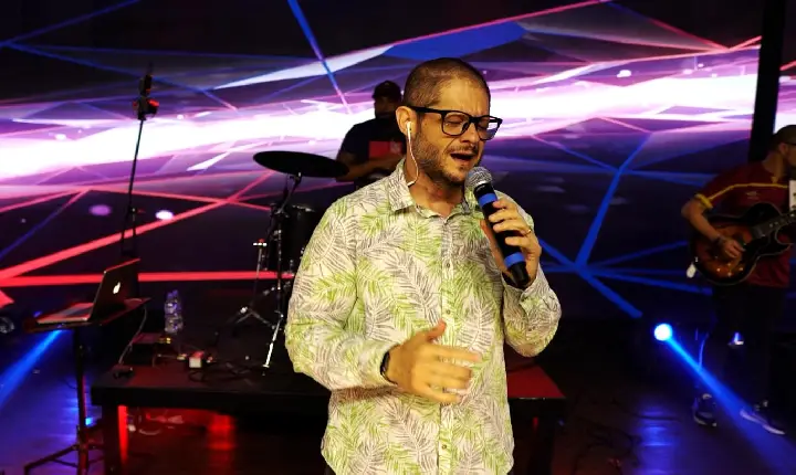 David Fantazzini apresenta o seu novo single “A Tua Glória”