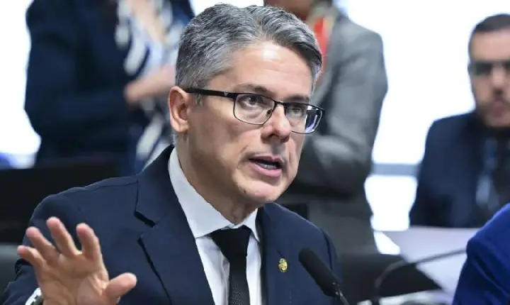 Depois de manobra de governo e pressão do STF, relatório da CPI do Crime Organizado é rejeitado