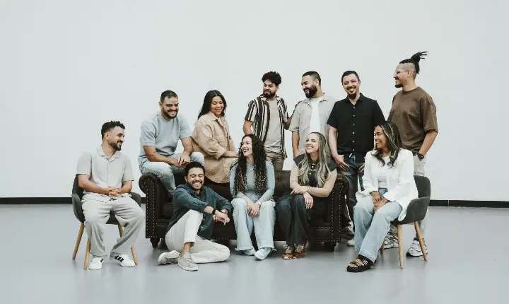 El Shadday Worship amplia sua voz de adoração com canções que atravessam fronteiras