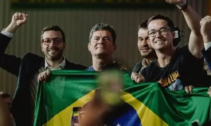 Filipe Barros e Deltan Dallagnol são eleitos senadores pelo Paraná