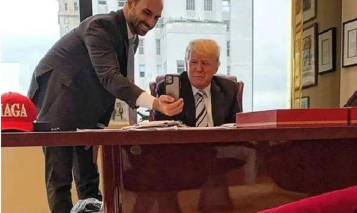 Governo Trump concede green card dos EUA a Eduardo Bolsonaro
