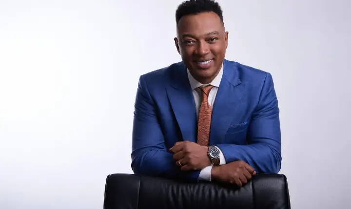 Marquinhos Gomes se recupera de paralisia facial de Bell e deve retornar aos palcos em julho