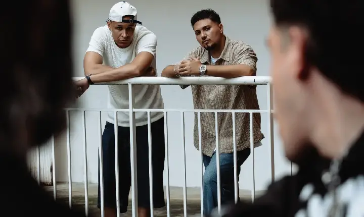 Nesk Only e 2metro estão novamente juntos no EP “Toque”, que vem acompanhado do clipe da faixa-título