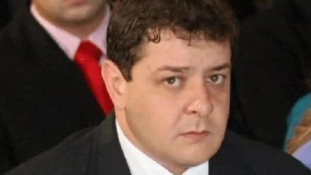 PF troca delegado que pediu investigação contra Lulinha