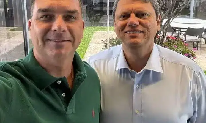 Tarcísio de Freitas (Republicanos) é reeleito governador de São Paulo no 1° turno