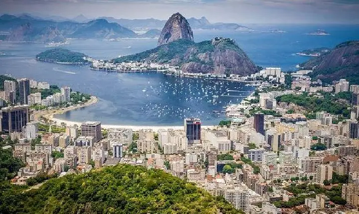 Turismo no Brasil cai pelo 2º mês seguido