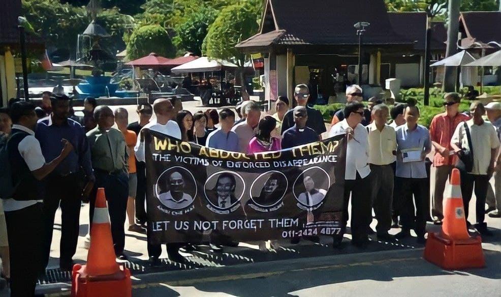 Cristãos continuam desaparecidos na Nigéria e na Malásia