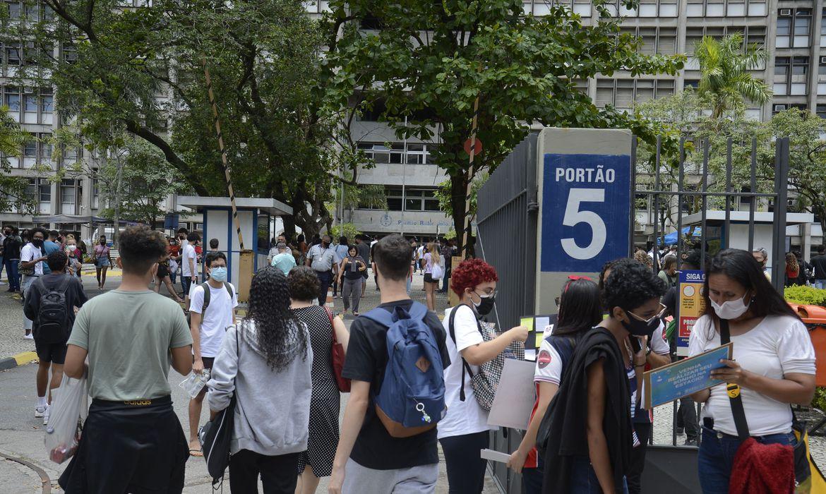 Enem: estudante com doença infectocontagiosa pode pedir reaplicação