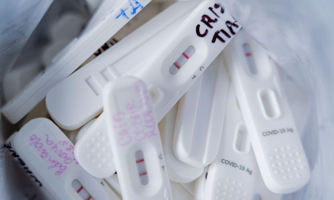 Farmácias no DF farão teste gratuito de covid-19