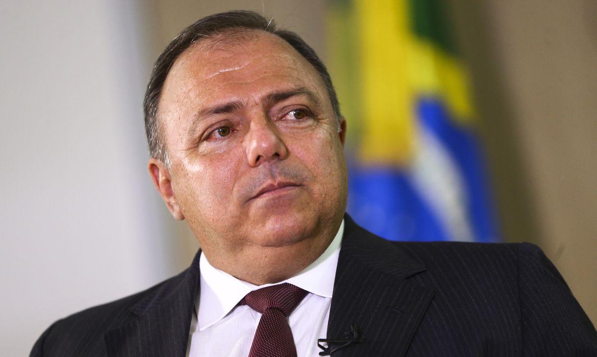 Justiça inocenta Pazuello no caso da crise de oxigênio em Manaus