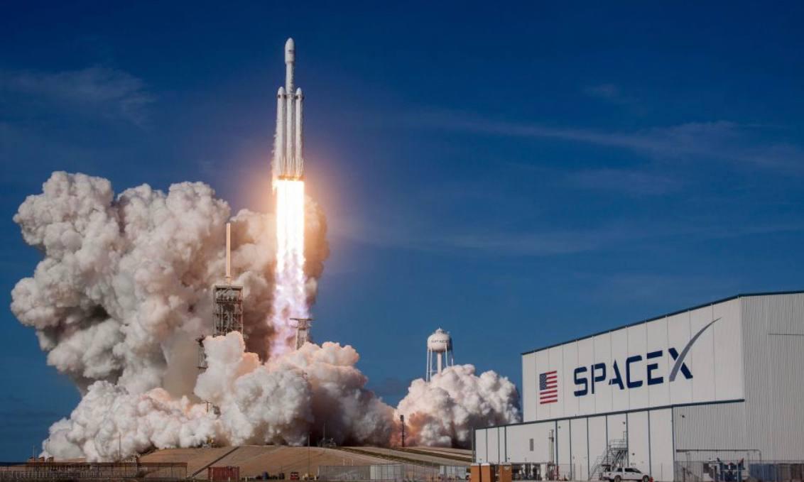 Spacex lançará satélites da FAB ao espaço nesta quarta-feira