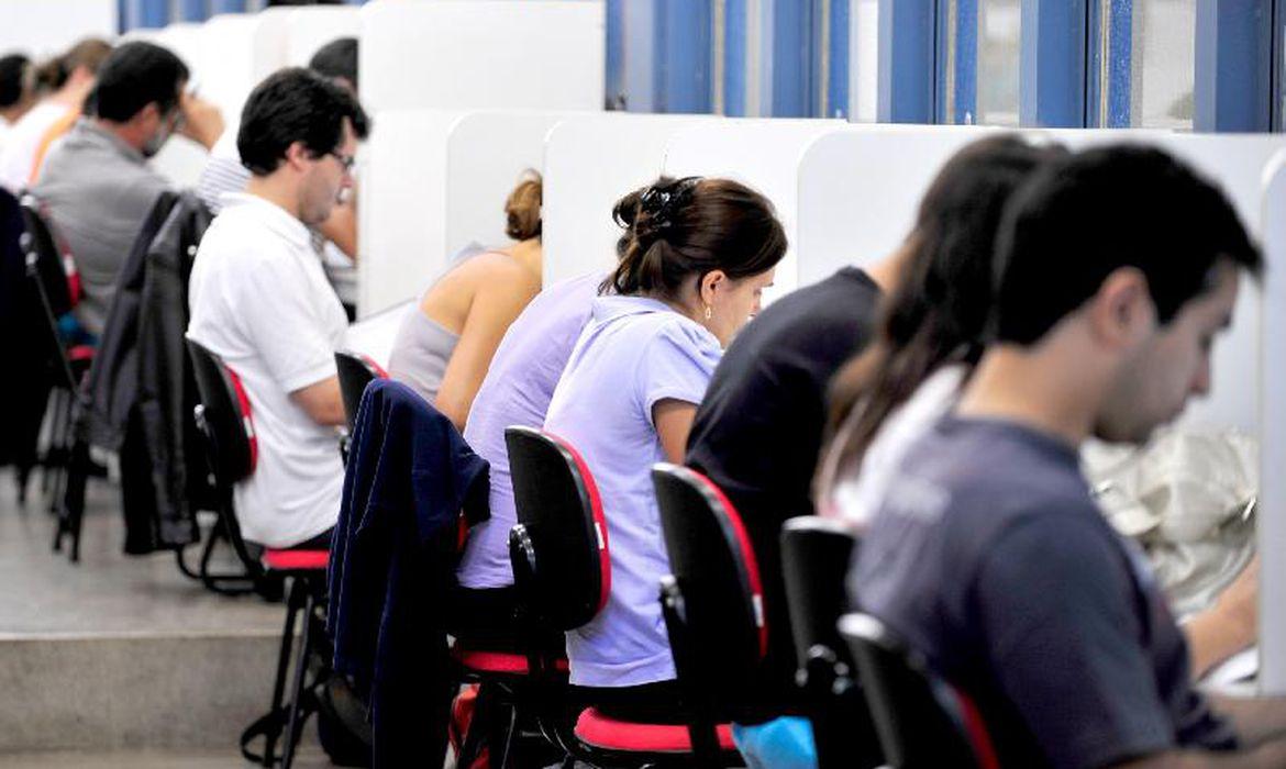 Cursinhos populares da USP estão com inscrições abertas