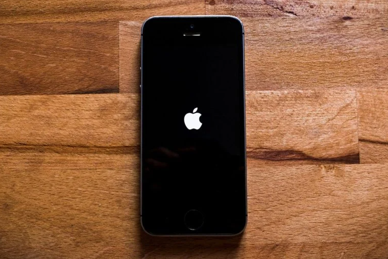 Procon multa Apple em R$ 12 milhões