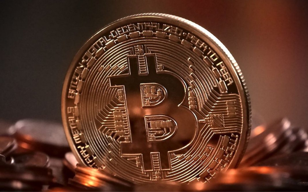 Operação combate lavagem de dinheiro no mercado de criptomoedas