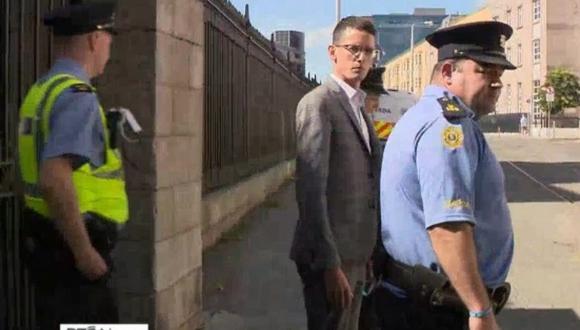 Professor cristão é preso por não chamar aluno trans de ‘ela’