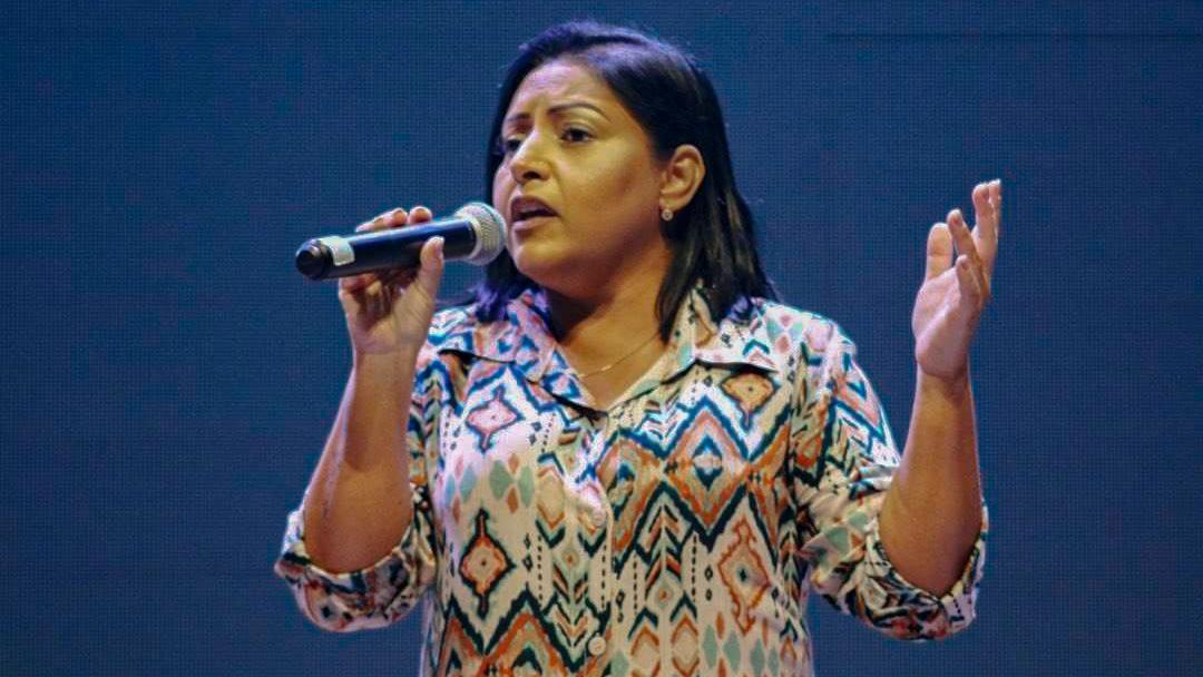 Amanda Lage é a vencedora da terceira edição do festival de música Publimusic