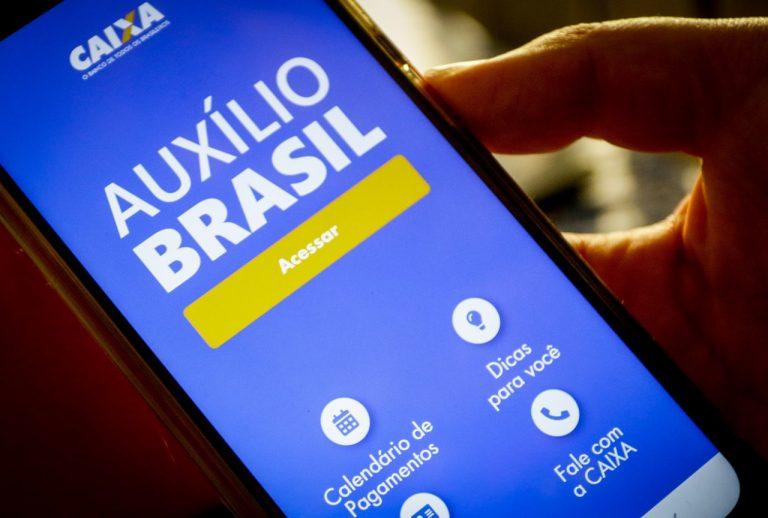 Ministério Público pede a suspensão do crédito consignado do Auxílio Brasil