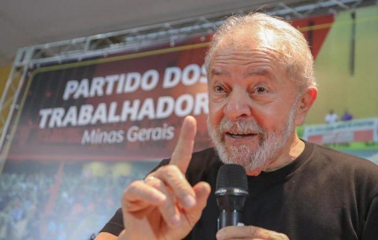 ‘Induzido pela campanha de Lula’, diz radialista, sobre inserções de Bolsonaro