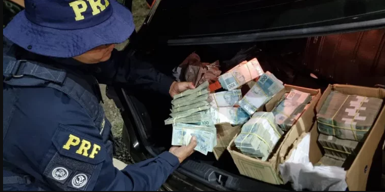 PRF apreende mais de R$ 2,5 milhões em dinheiro vivo no interior do Pará