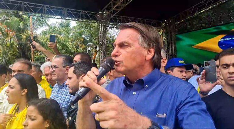 ‘PT e TSE têm muito o que explicar’, diz Bolsonaro, sobre inserções