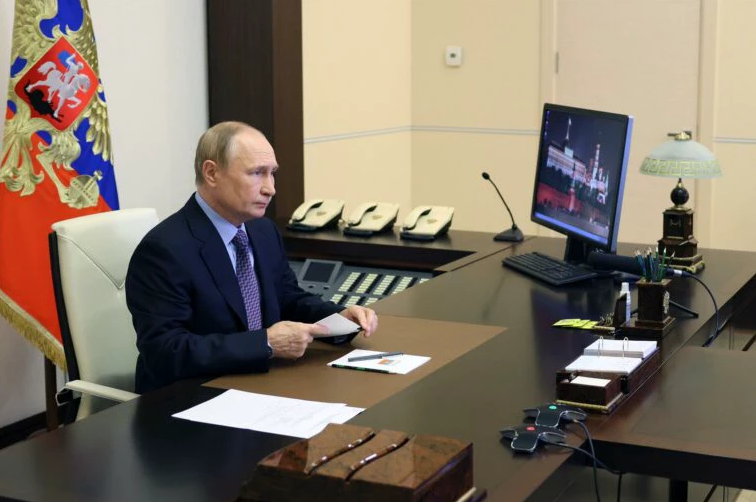 Rússia toma posse da maior usina nuclear da Europa