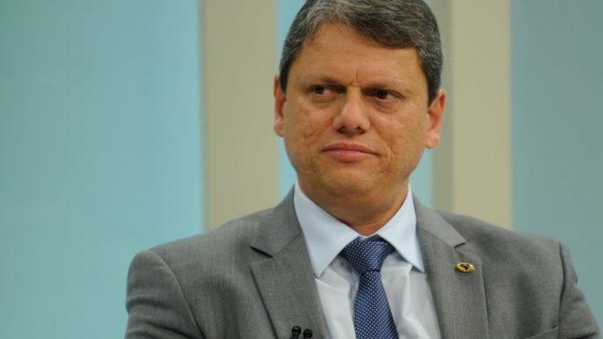 Tarcísio diz que irá destinar mais recursos para as Santas Casas