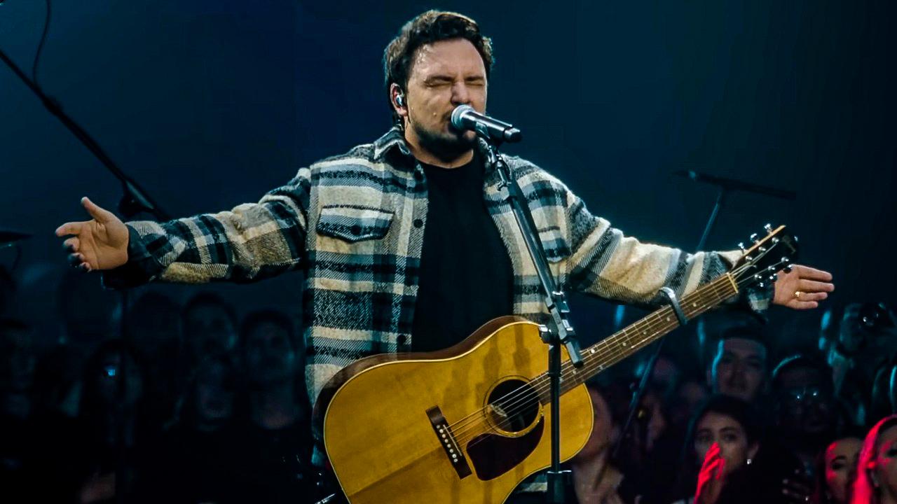 Theo Rúbia declara em adoração “Quero Mais”, seu novo lançamento pelo Brasas Music