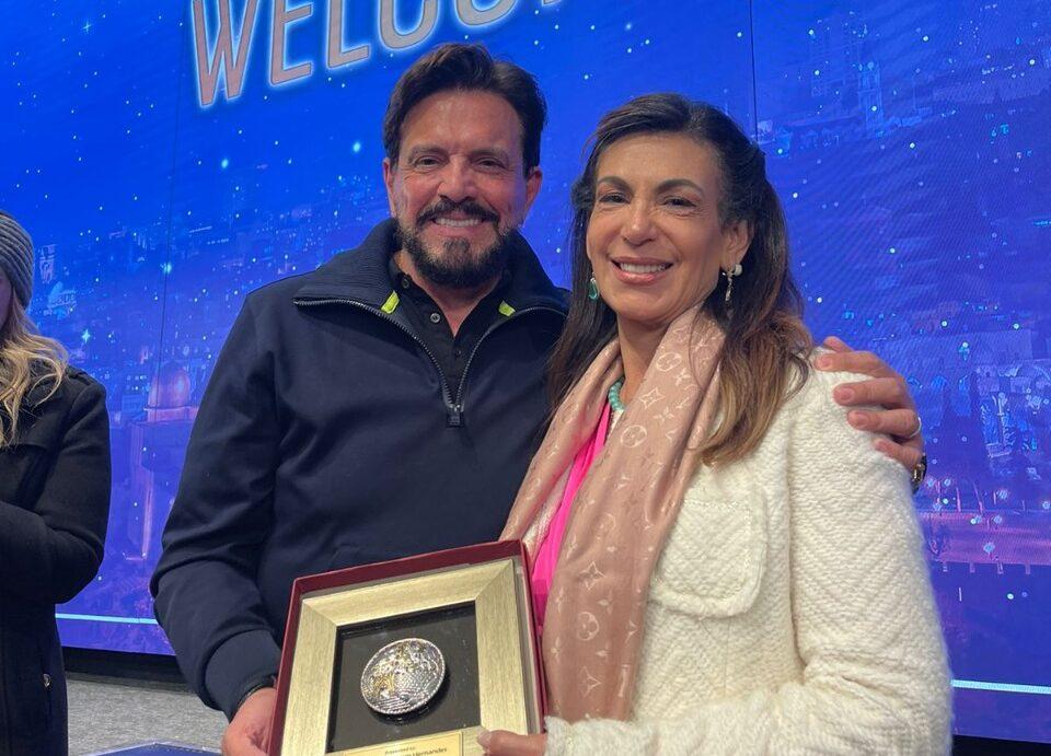 Apóstolo Estevam Hernandes recebe título Amigos de Sião