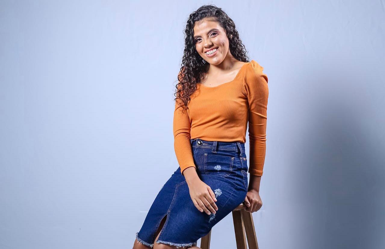 Cantora Gospel Piauiense, Léia Júlia, lança o single “Fonte Inesgotável”