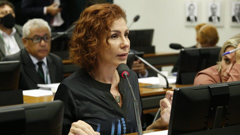 Carla Zambelli denuncia Supremo por violações à OEA