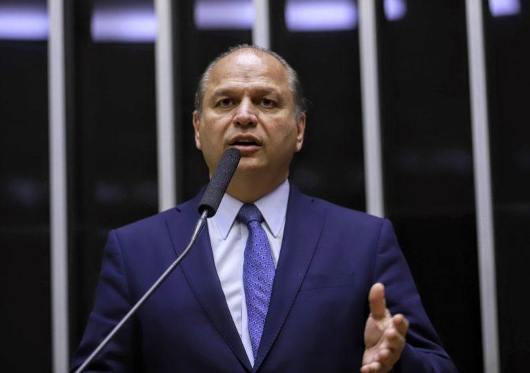 Expectativa de decisão favorável a Bolsonaro no TSE é zero, diz líder do governo