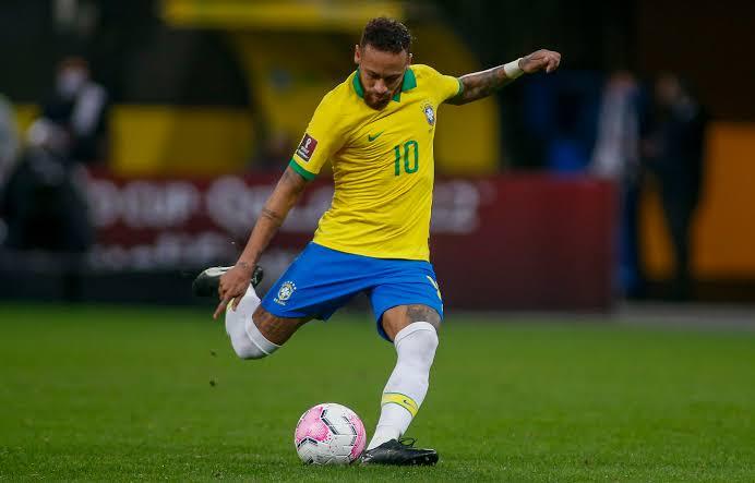 Neymar treina e diz estar ‘zerado’ de lesão no tornozelo