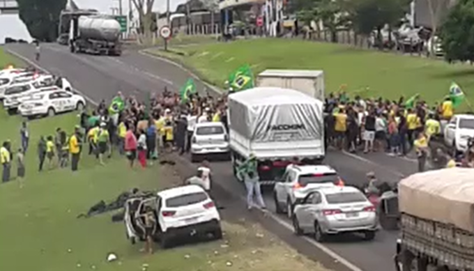 Polícia prende motorista que atropelou manifestantes em SP