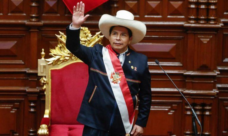 Congresso do Peru aprova moção para iniciar processo de impeachment do presidente Pedro Castillo