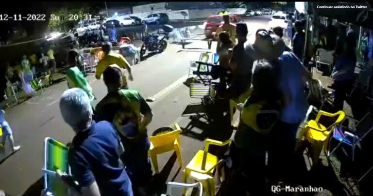 Mulher tenta atropelar manifestantes em Cascavel e acaba detida pela polícia