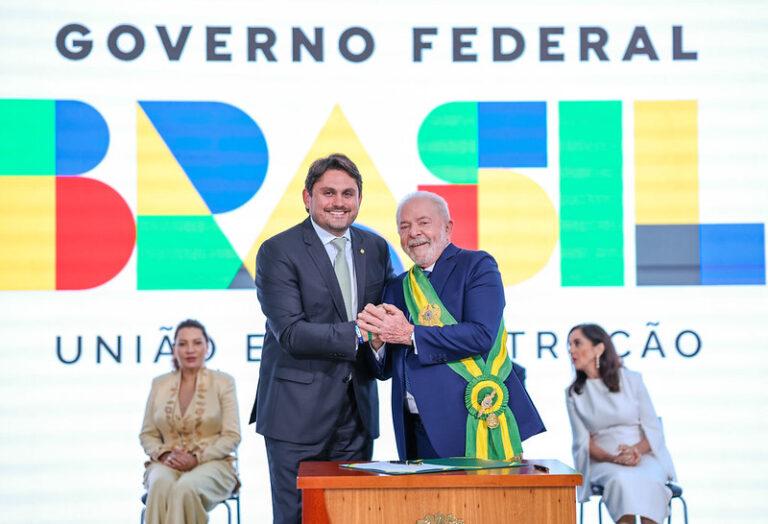 Orçamento secreto: ministro de Lula usa dinheiro para beneficiar fazenda da família