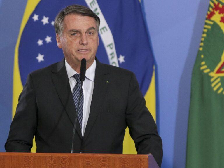 ‘Farsa da esquerda’, diz Bolsonaro, sobre suposto descaso com ianomâmis