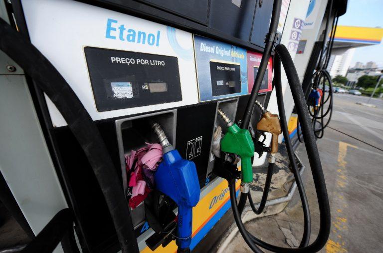 Preços da gasolina e do etanol sobem em todo o país