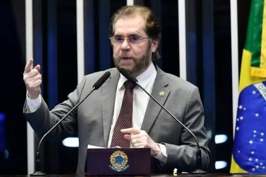 Senador quer ‘abrir caixa-preta’ de ONGs na Amazônia, com CPI