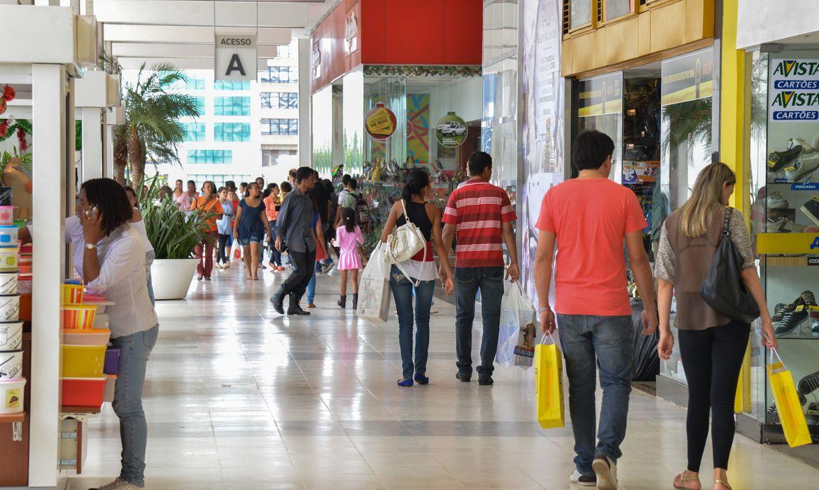 Varejo paulistano cresceu 25,5% em dezembro devido às compras de Natal