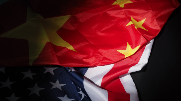 China ameaça EUA em meio à crise dos balões