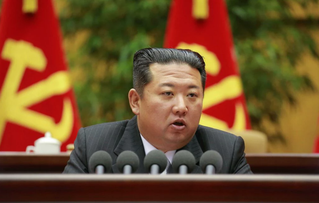 Coreia do Norte lança outro míssil balístico, o 2º em 48 horas