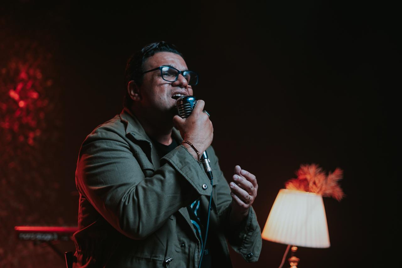 Ivan Mello lança cover da canção 