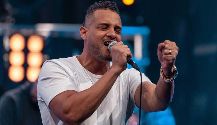 Junior Silva lança seu primeiro single pela Graça Music, “Fogo Que Me Consome”
