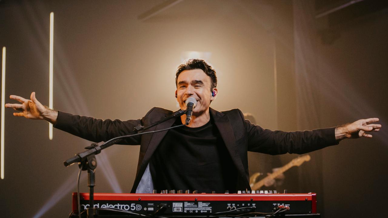 Moises Ferrera fala sobre a esperança em novo single “Tua Fidelidade Existe”