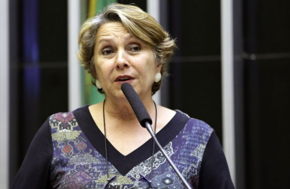 Petista quer “linguagem inclusiva” obrigatória em documentos