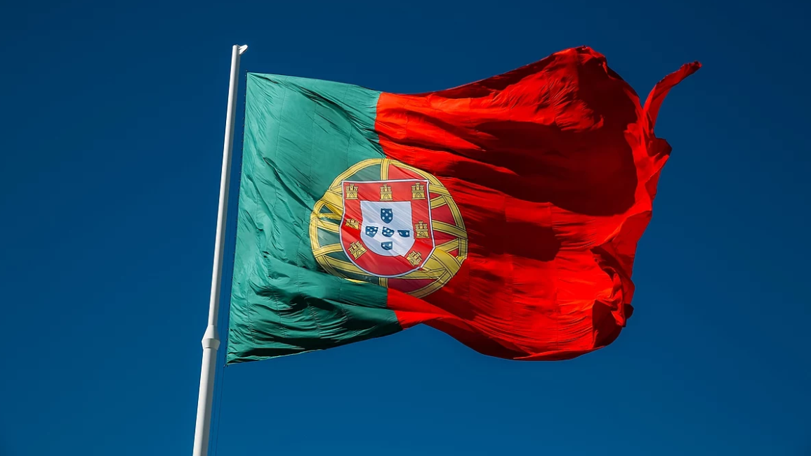 Portugal dará autorização de residência automática a brasileiros